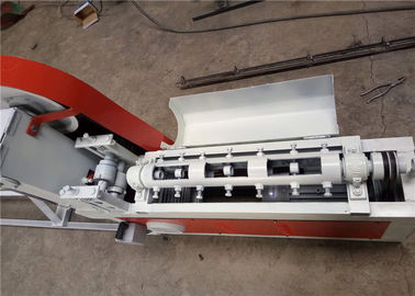 China Glatter Schnitt-Stahldraht, der Schneidemaschine, kalte Drahtziehen Rebar-Richtmaschine geraderichtet fournisseur