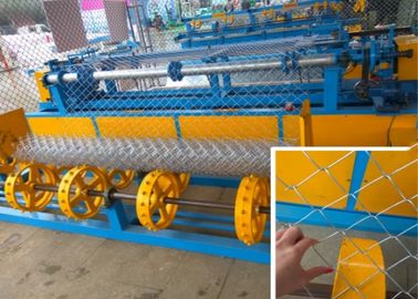 China PVC verdrahten lange Nutzungsdauer der Kettenglied-Zaun-Maschinen-Maschen-Maschinen-380V 11KW fournisseur